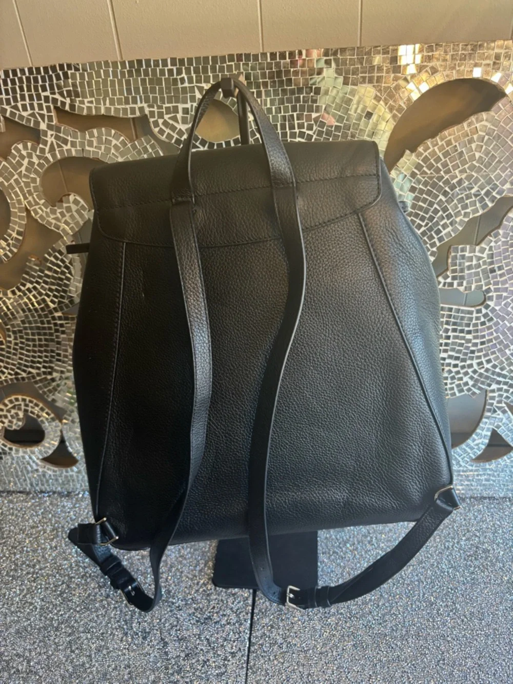 ⭐️kate spade‎ black large leather backpack